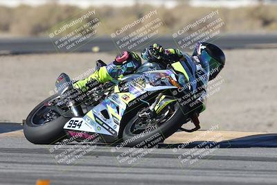 media/Nov-01-2025-CVMA (Sat) [[fc0f7531b8]]/Race 10-Formula Superbike-Supersport Open/
